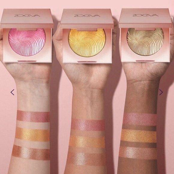 Zoeva Visionary Light Multi-Use Face Powder “Unbelievable” Gold Highlighter - Picture 2 of 6